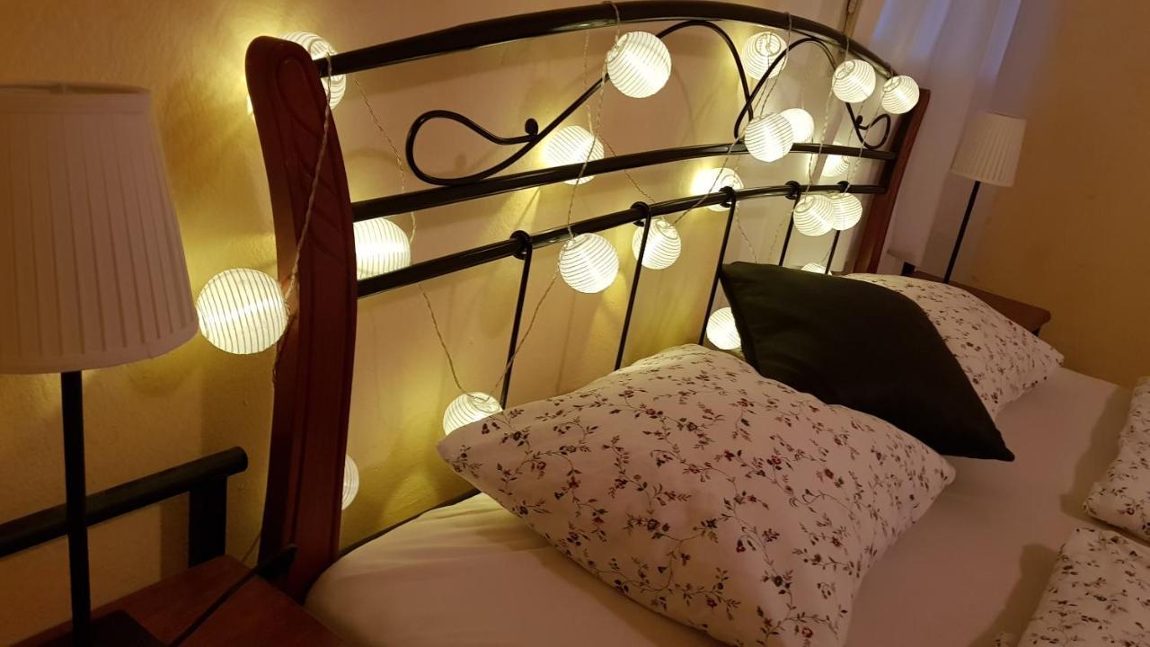 Apartman Lotos Mikulov Zewnętrze zdjęcie
